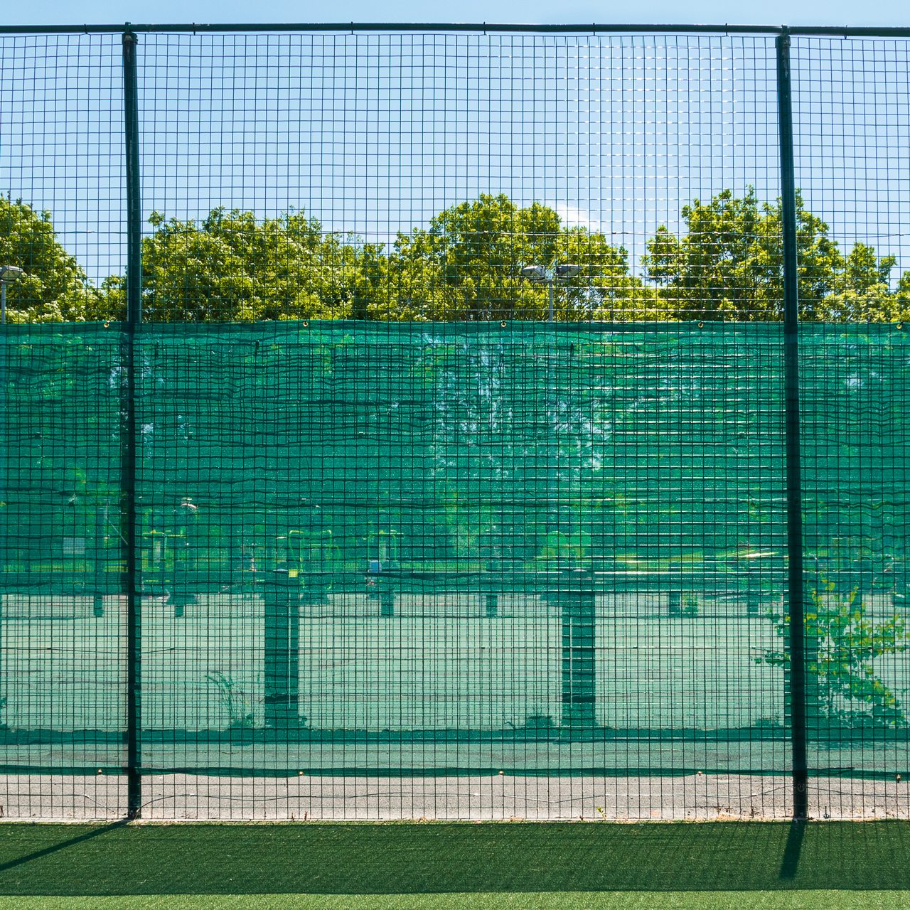 Tennis Court Windbreaks & Privacy Screens